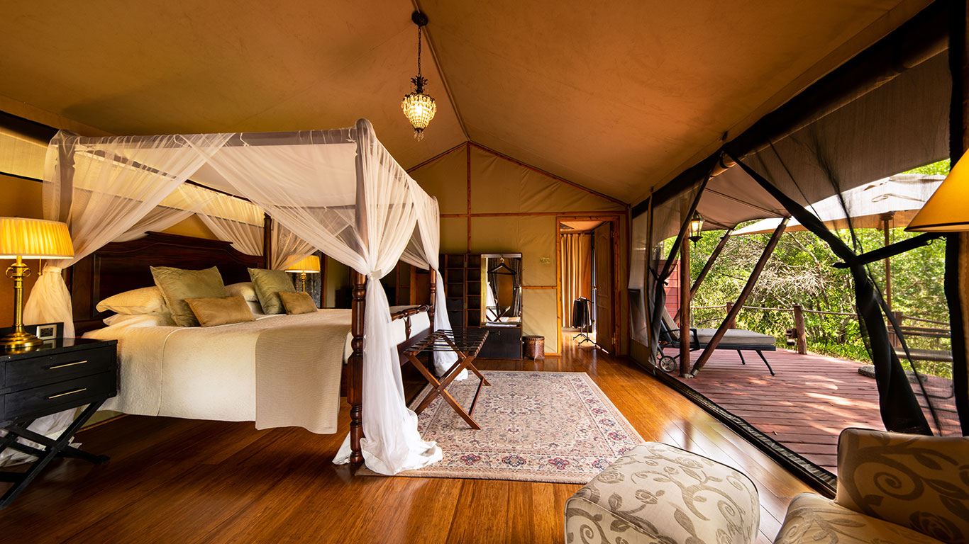 Sand-River-Luxury-Tent-interior-Double